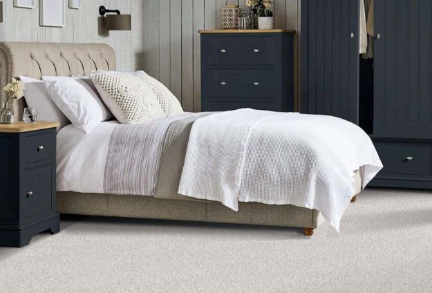soft neutral beige carpet in a modern bedroom